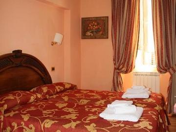 Giardino Hotel Trevi Kültér fotó